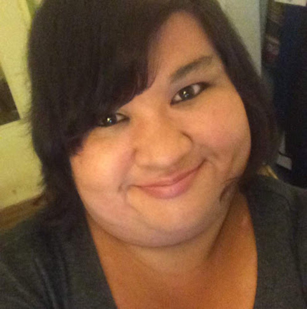 Meet your Posher, Leticia
